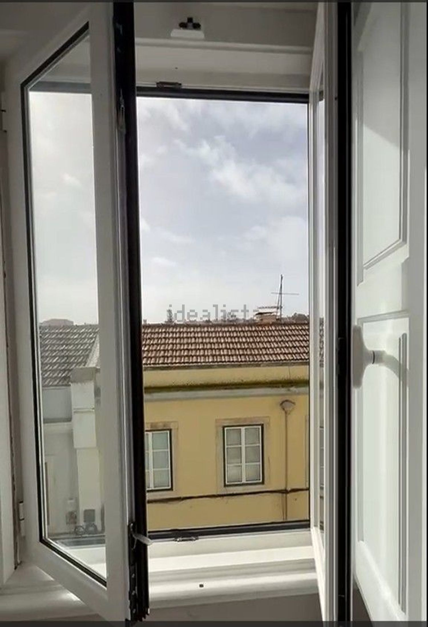 出租公寓 t1在Rua Afonso Domingues - 照片