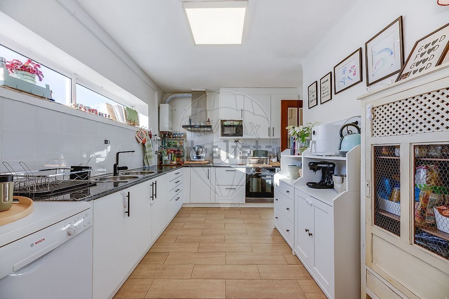 公寓 t4出售在Praça Cidade de Díli - 厨房