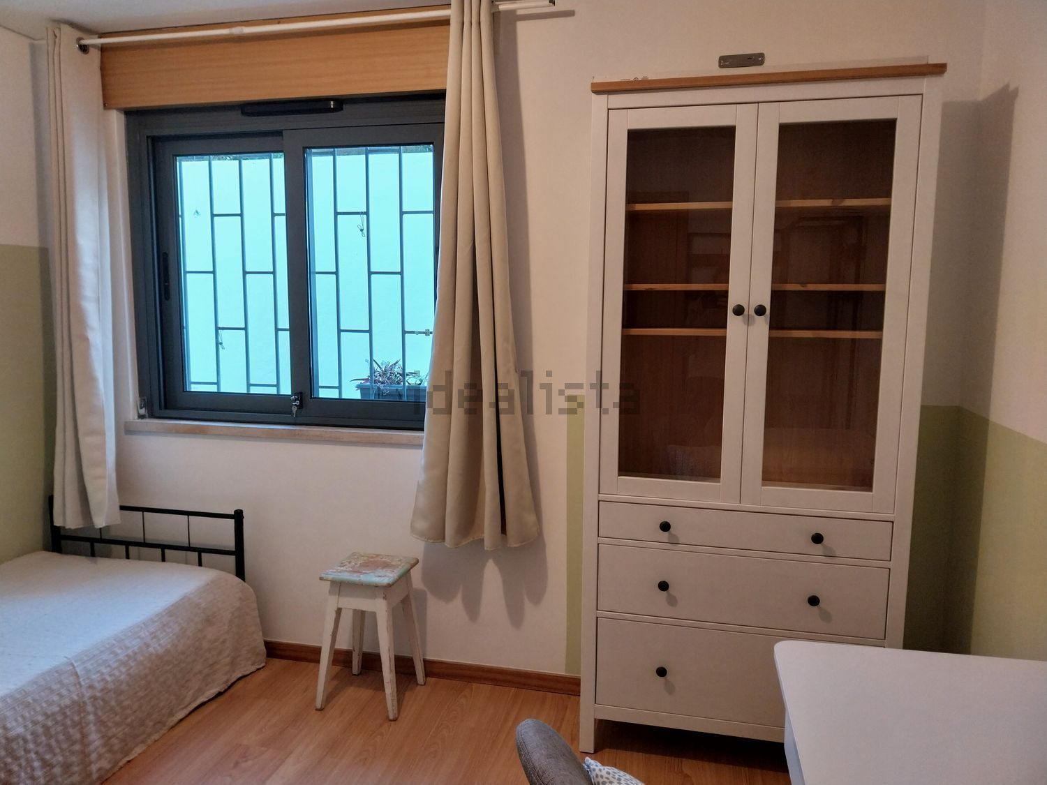 出租房间在Rua Engenheiro Cunha Leal, 19 - 卧室