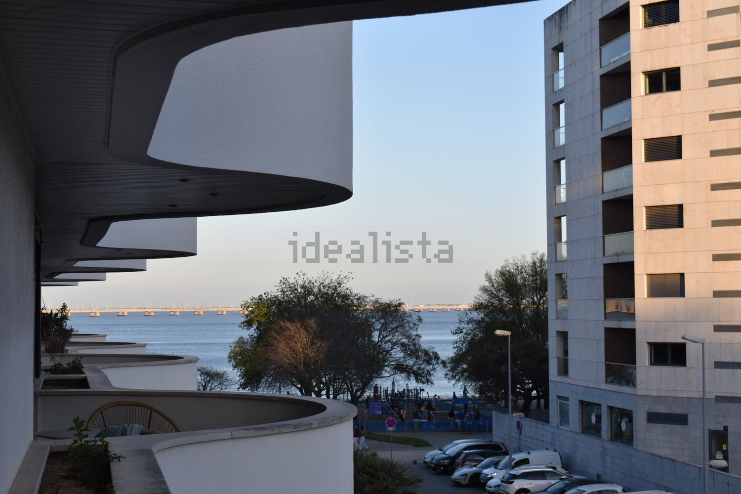 出租公寓 t2在Rua Comandante Cousteau, 8 - 露台