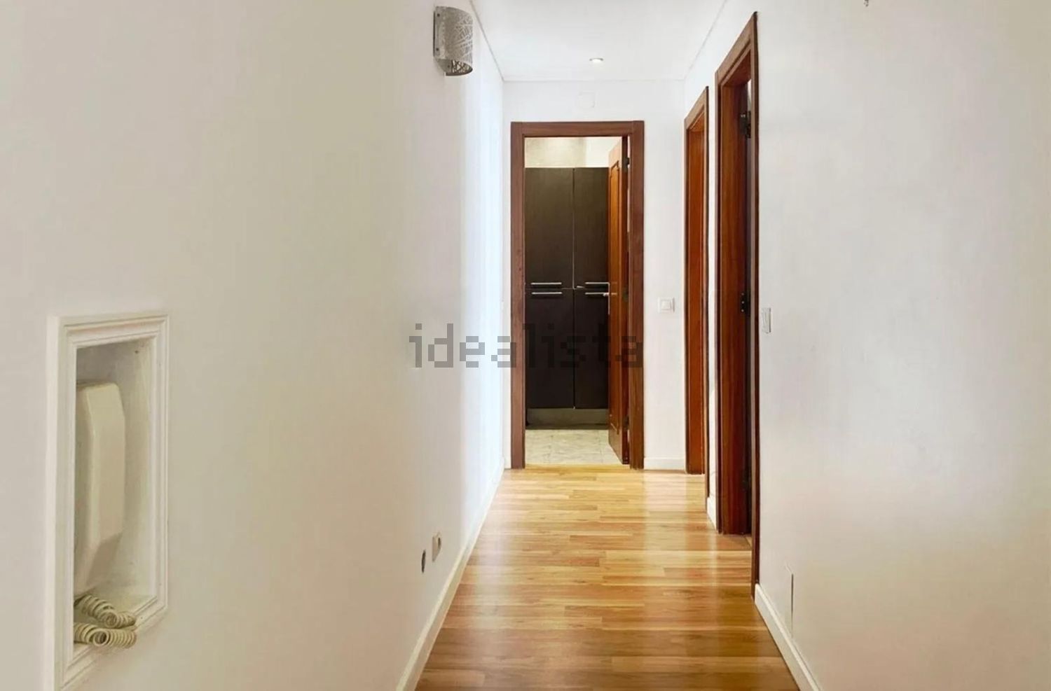 公寓 t2出售在Rua Júpiter, 7 - 过道