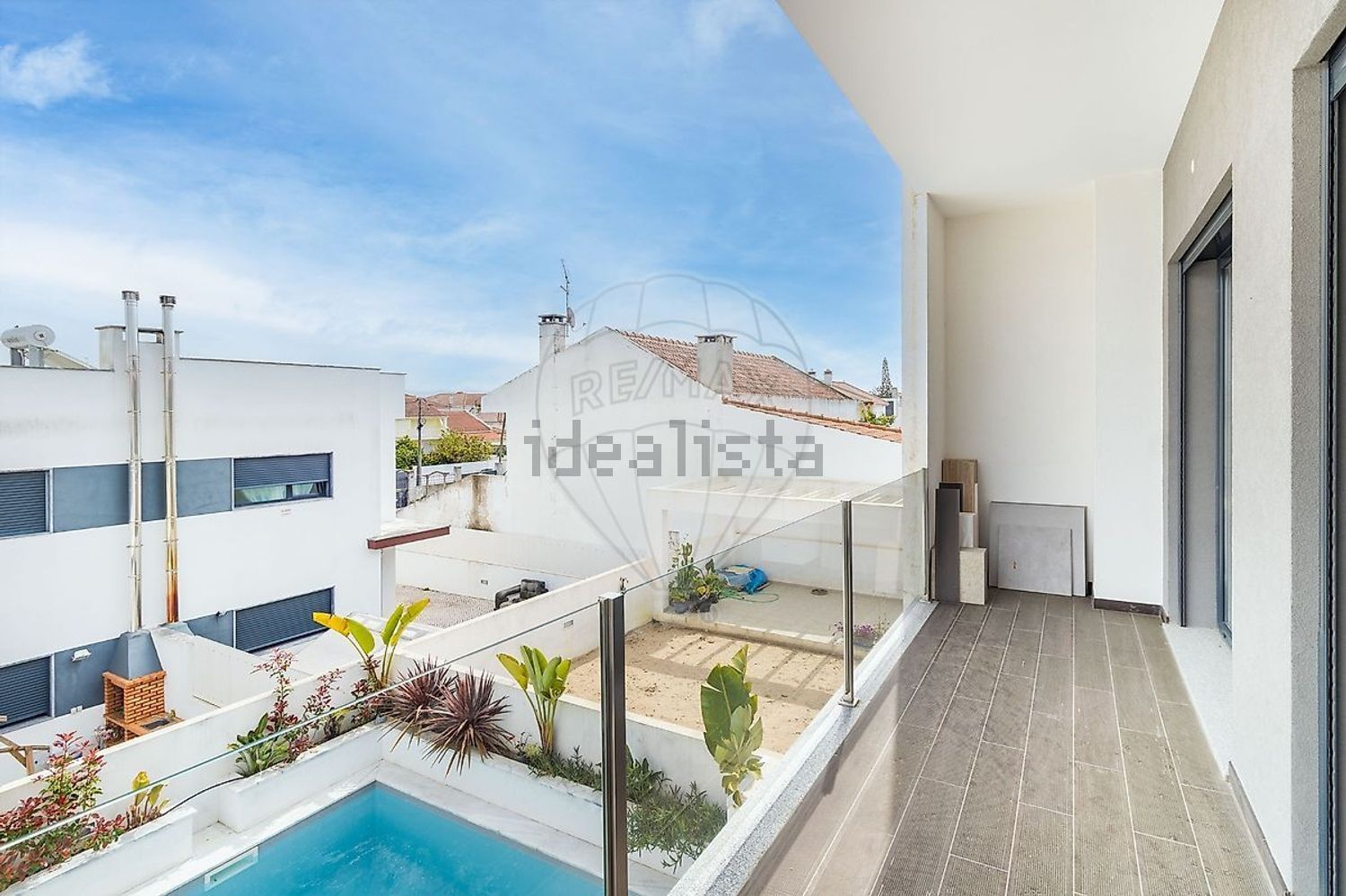 出租小楼房或独栋别墅在Rua 12 - 阳台