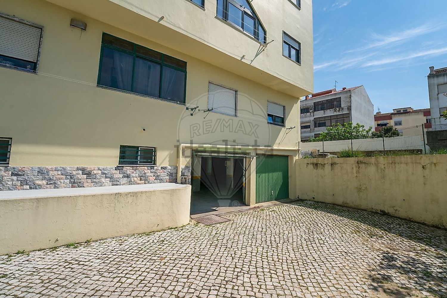 公寓 t2出售在Rua José Vicente Lopes - 外立面