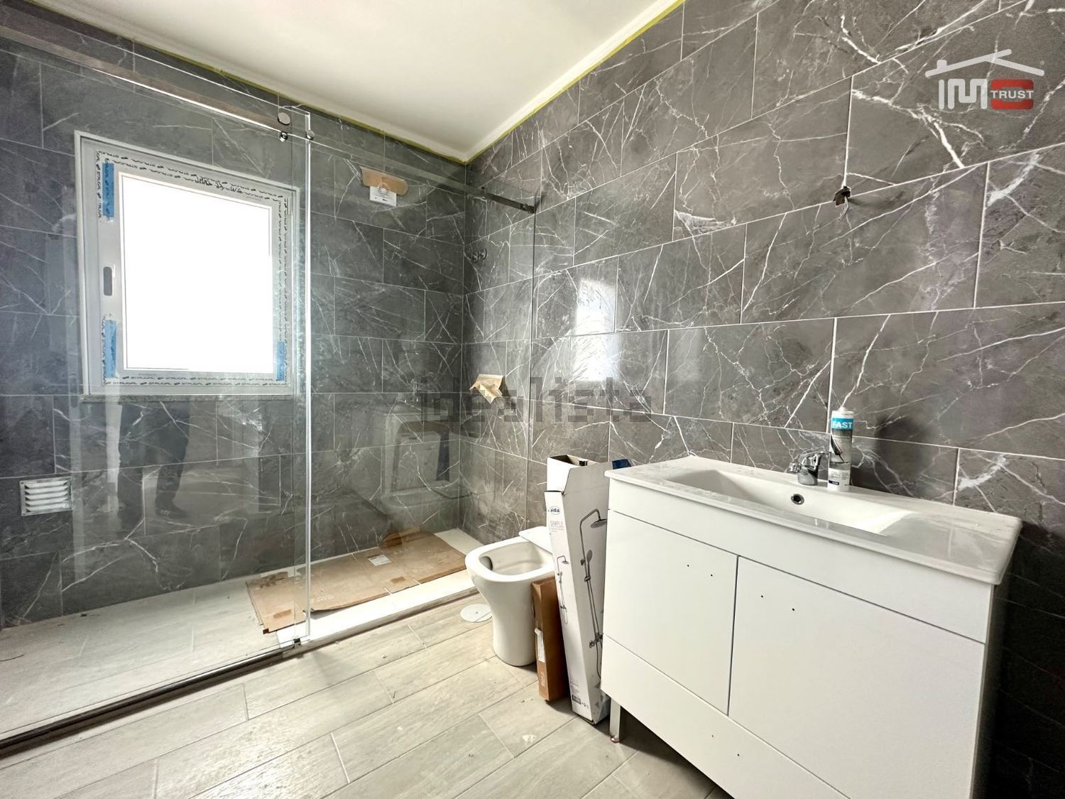 小楼房或独栋别墅出售在Beco Dos Talhadas - 卫生间