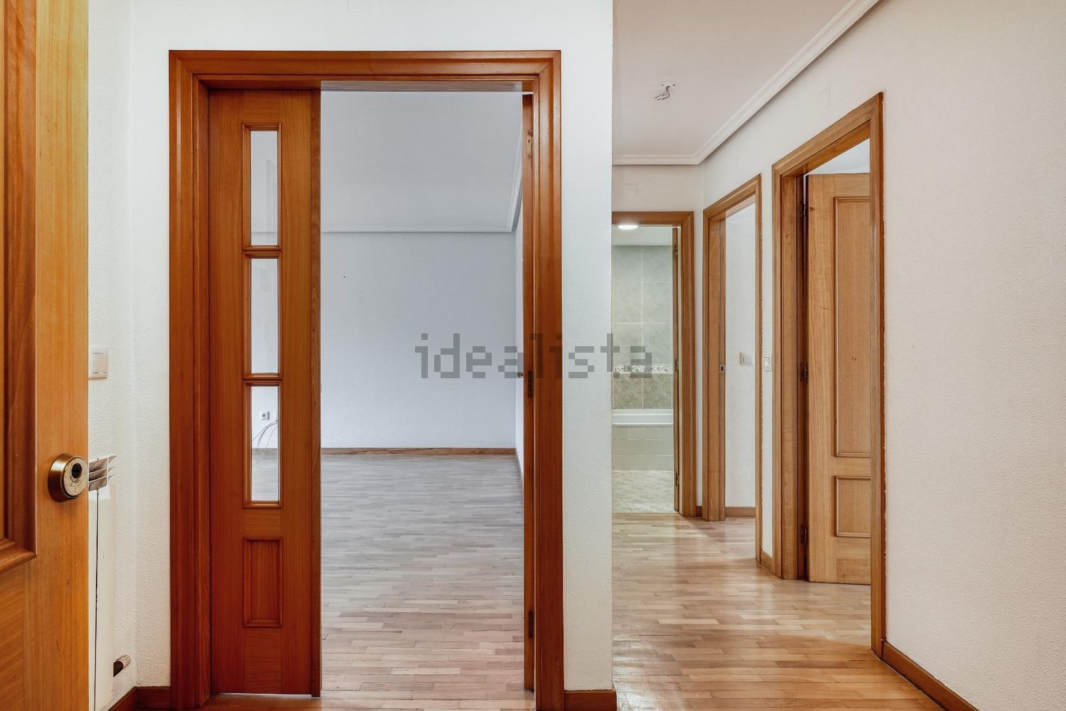 公寓 t2出售在Rua Joly Braga Santos - 过道