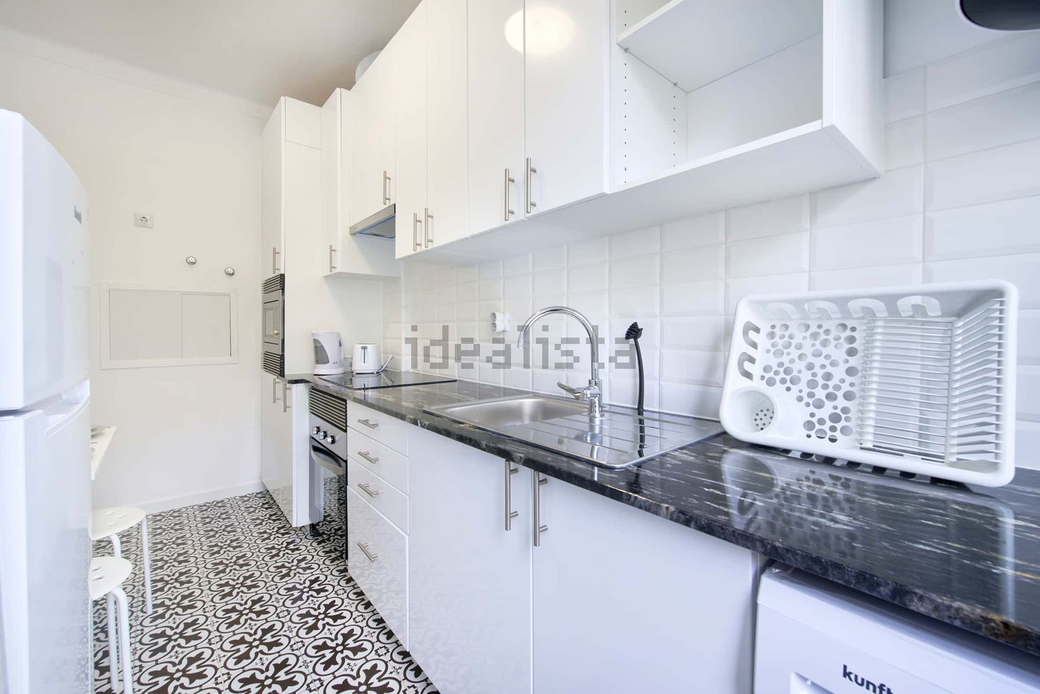 出租房间在Rua Elias Garcia, 60 - 厨房