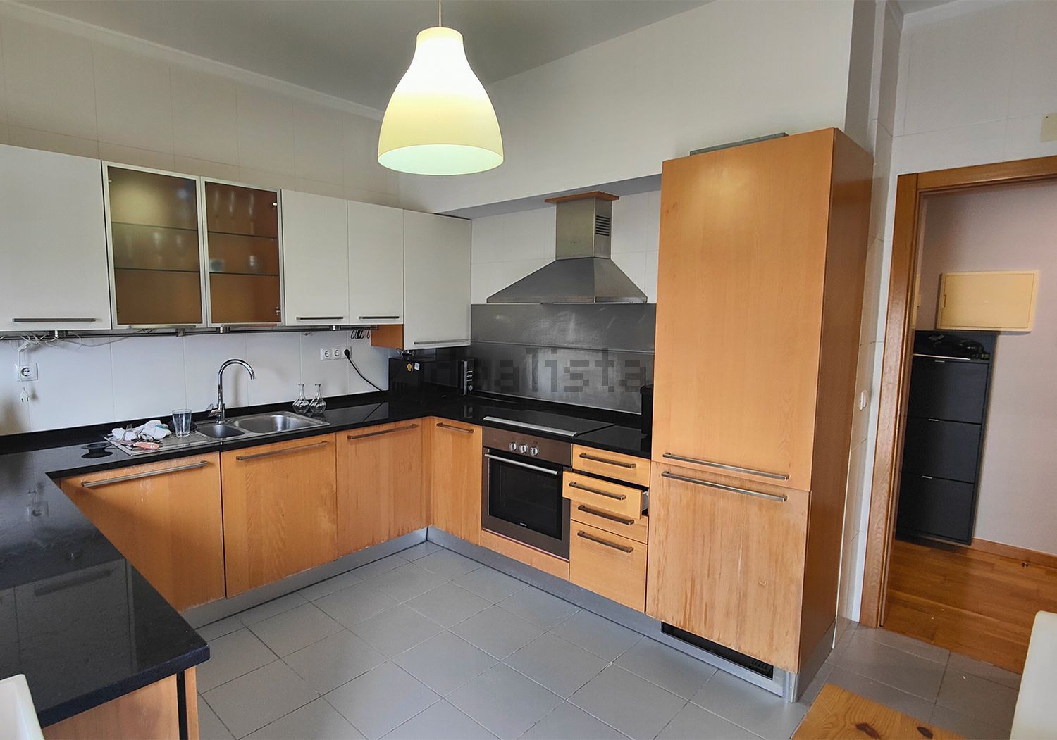 出租公寓 t2在Santo Antão e São Julião do Tojal - 厨房