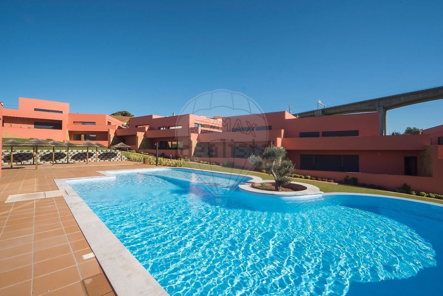 出租小楼房或独栋别墅Cm1318 - 游泳池