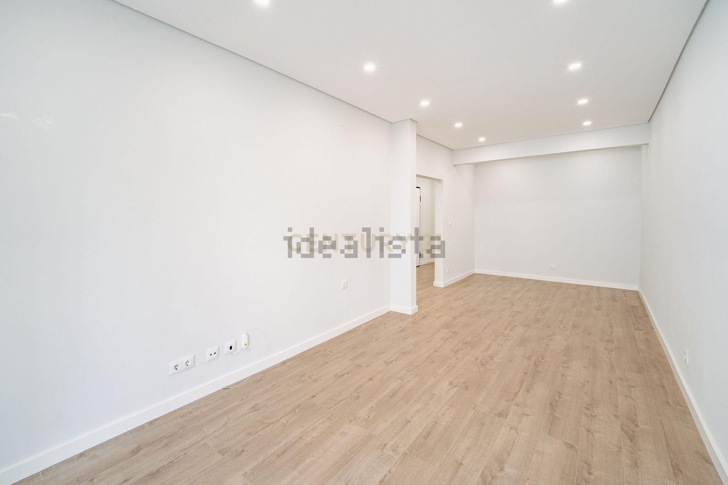 公寓 t2出售在Rua Luís António Verney, 27 - 居住