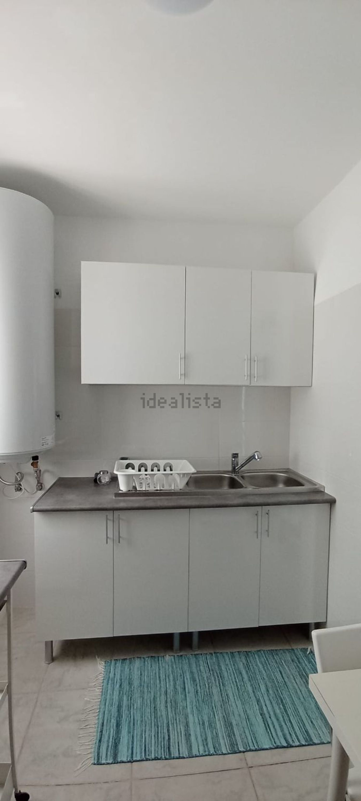 出租房间在Rua São Pedro, 14 - 厨房