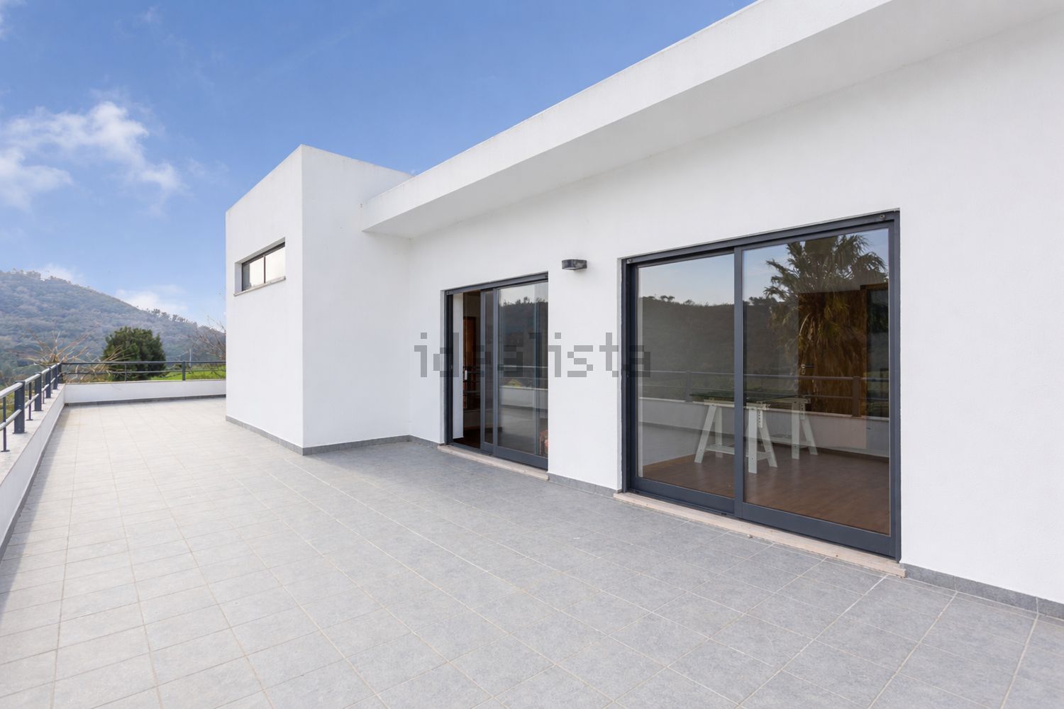 小楼房或独栋别墅出售在Travessa dos Sousas, 11 - 阳台