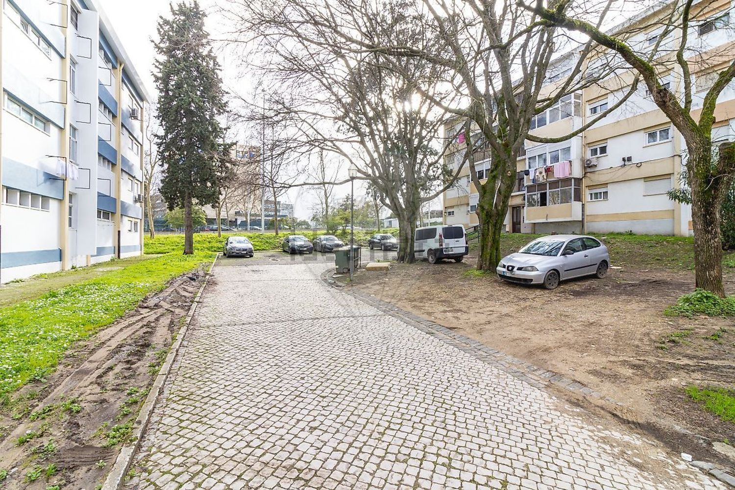 公寓 t3出售在Rua Vila de Farim - 花园