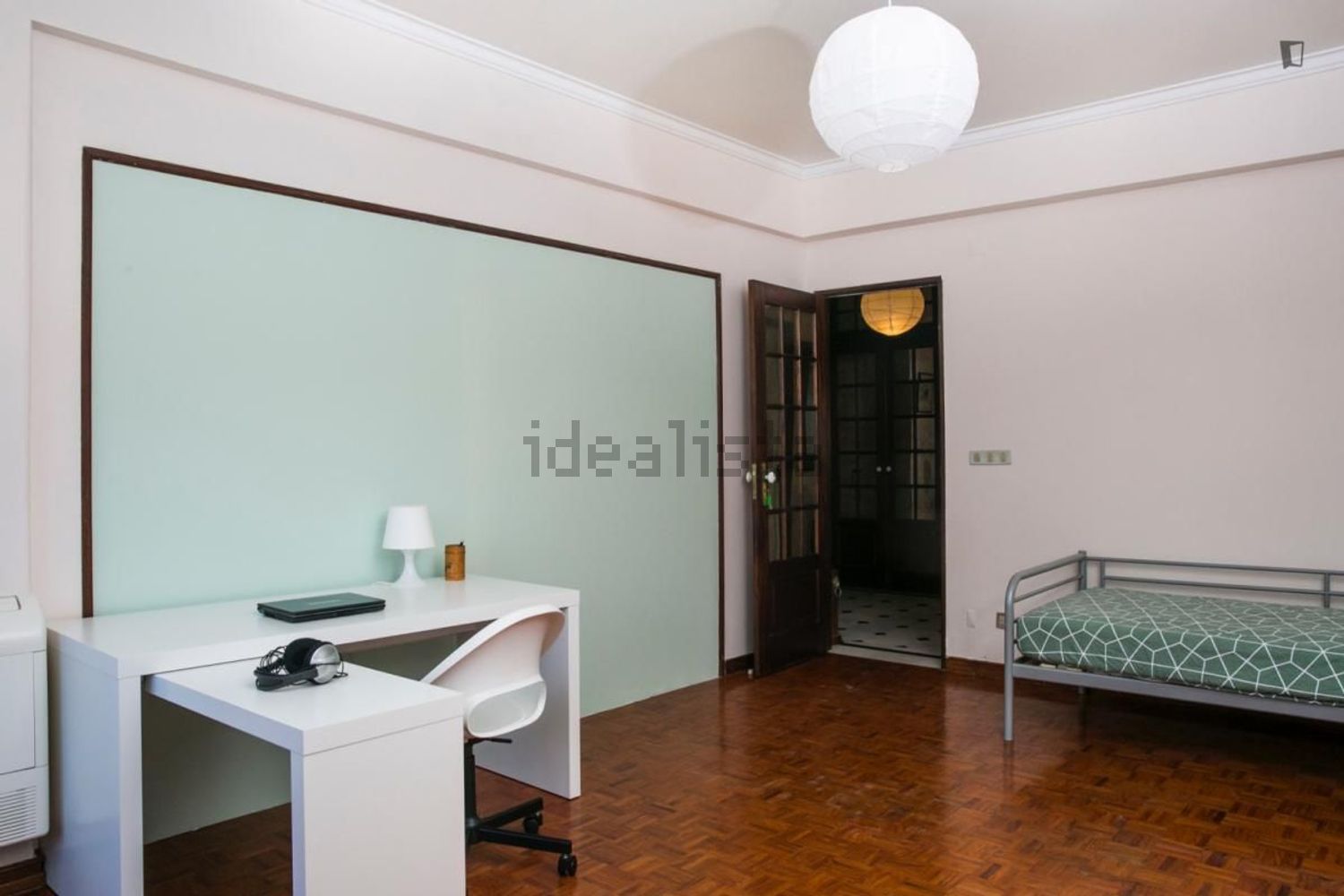 出租房间在Rua Cidade de Cádiz - 客厅