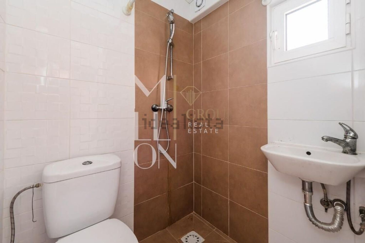 双拼别墅出售在Rua Combatentes da Grande Guerra s/n - 卫生间