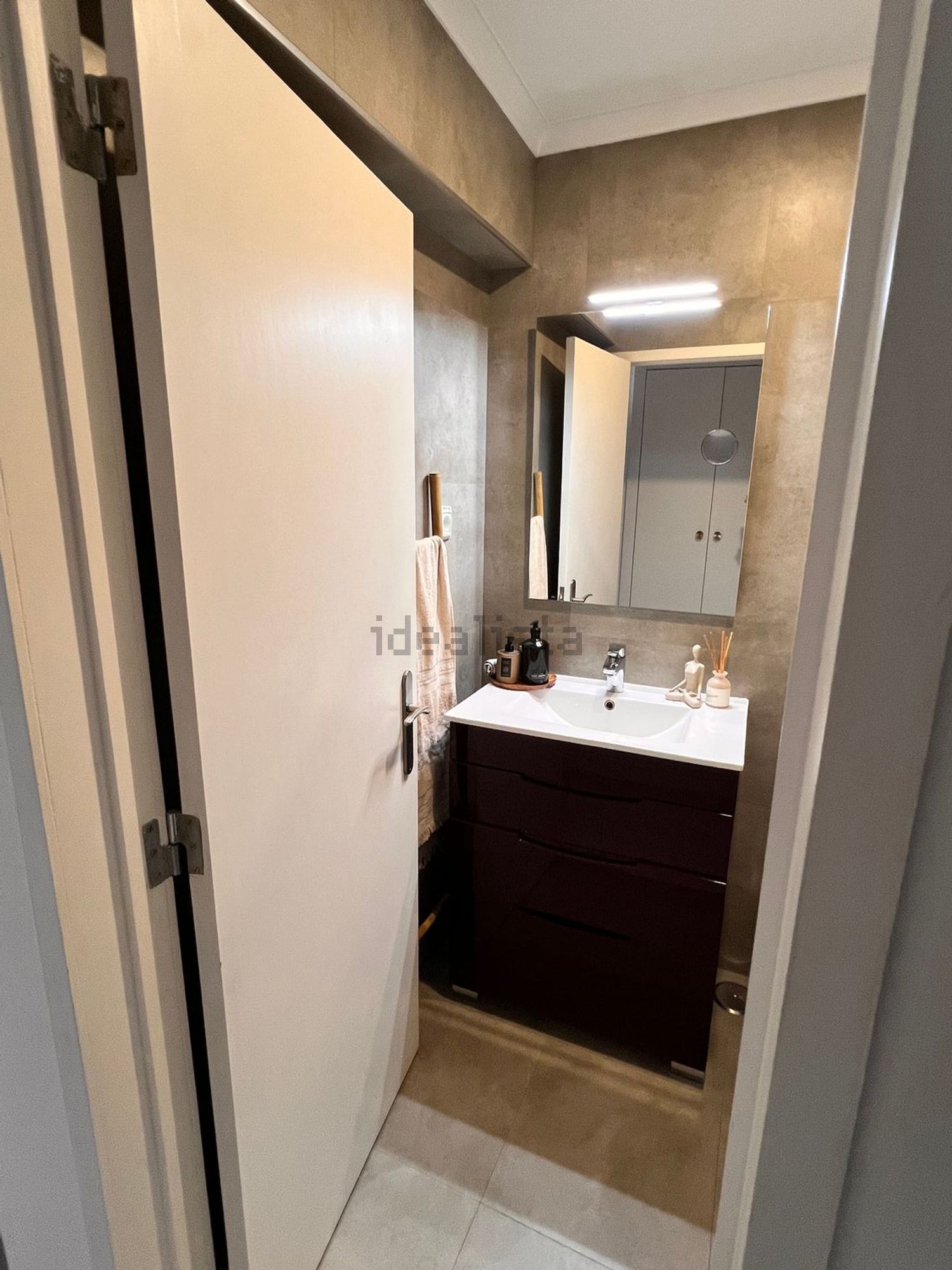 出租公寓 t3在Rua Guiomar Torresão, 61 - 卫生间