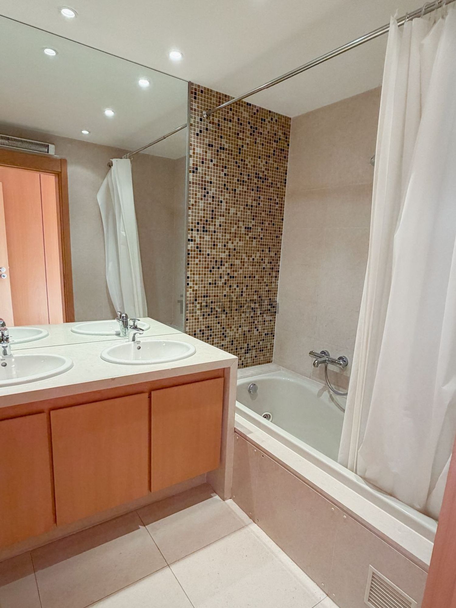 公寓 t3出售在Rua Mario de Azevedo Gomes, 1 - 卫生间