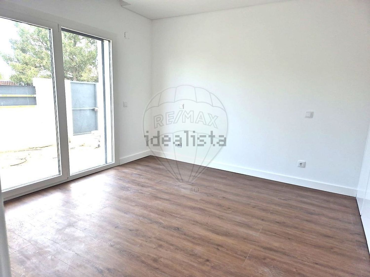 小楼房或独栋别墅出售在Rua 27 - 居住