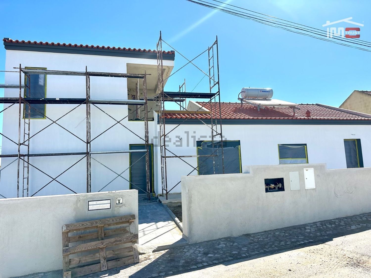 小楼房或独栋别墅出售在Beco Dos Talhadas - 外立面