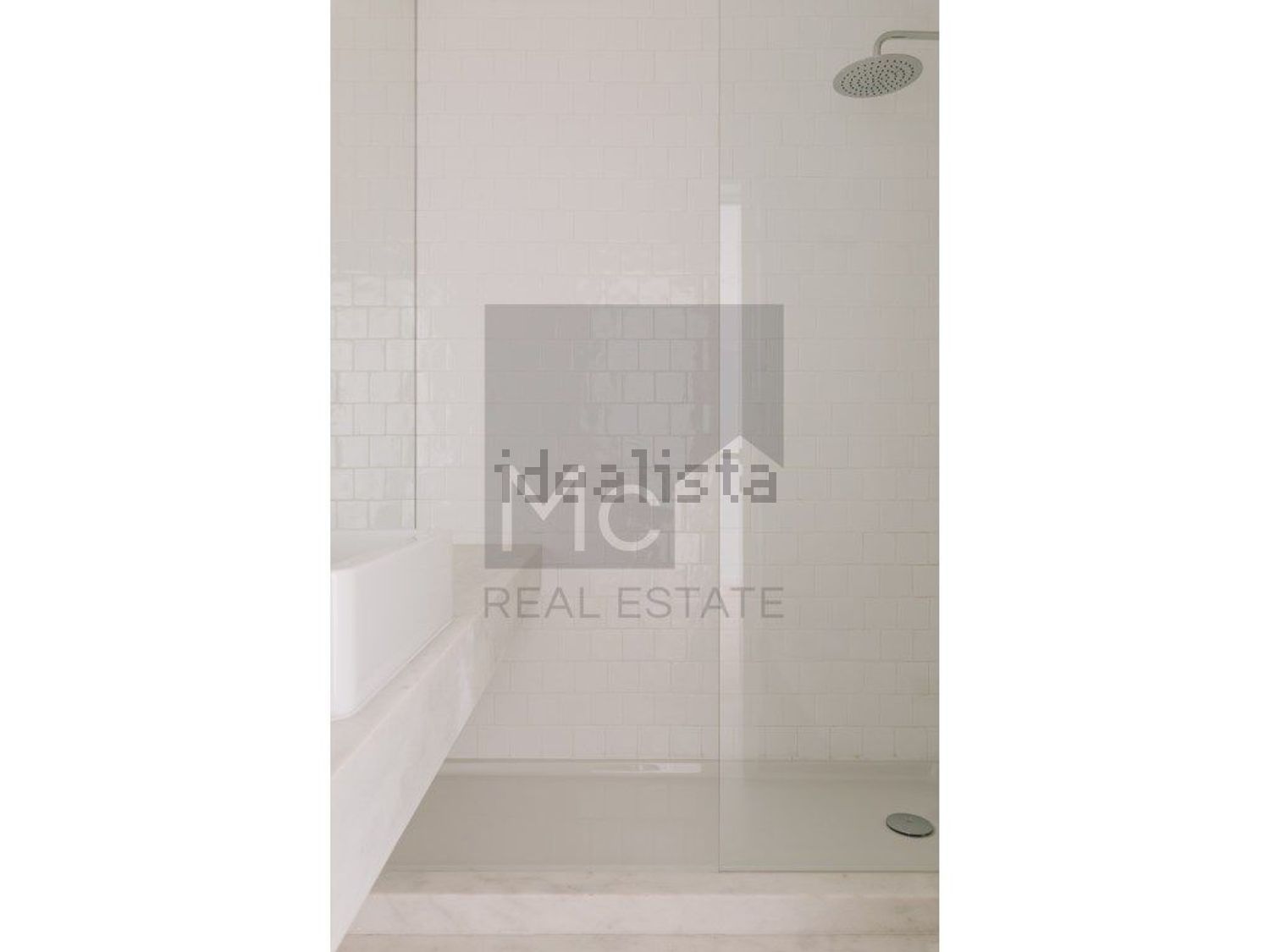 出租公寓 t2在Avenida General Roçadas, 70 C - 卫生间