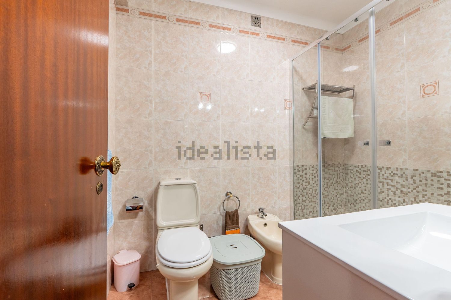 小楼房或独栋别墅出售在Rua Luís De Camões s/n - 卫生间