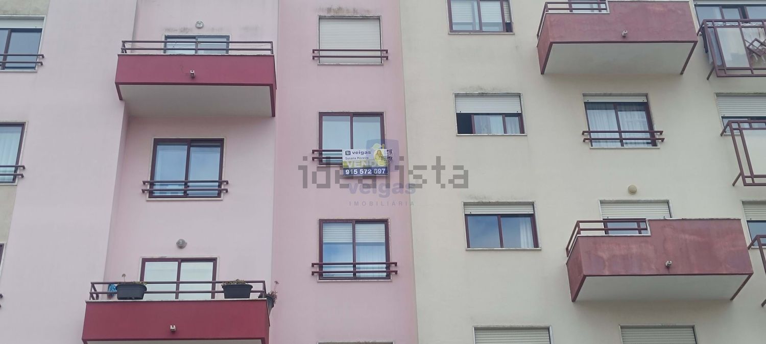 公寓 t2出售在Ramada e Caneças - 视线