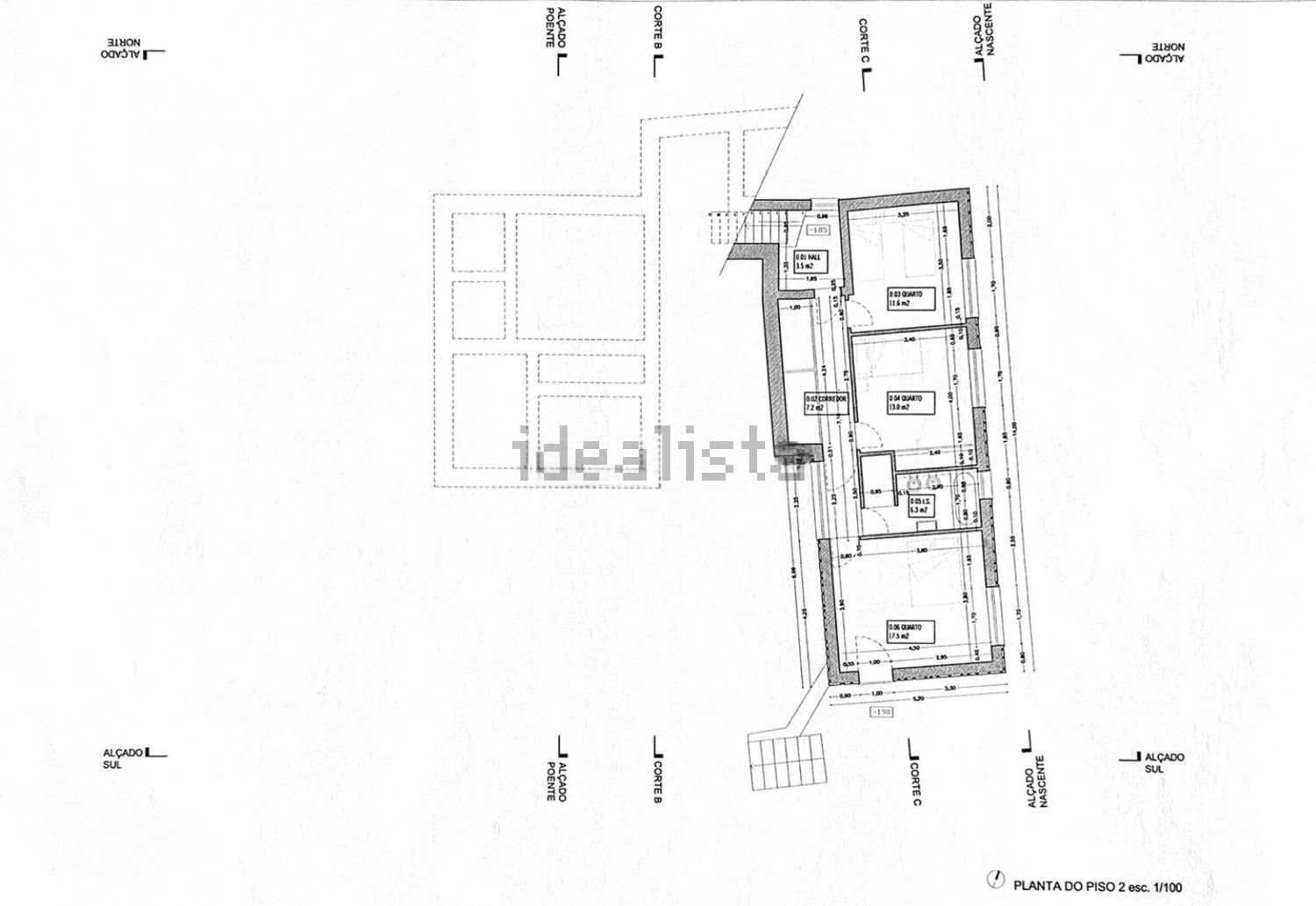 小楼房或独栋别墅出售在Avenida Marechal Carmona, 631 - 平面图