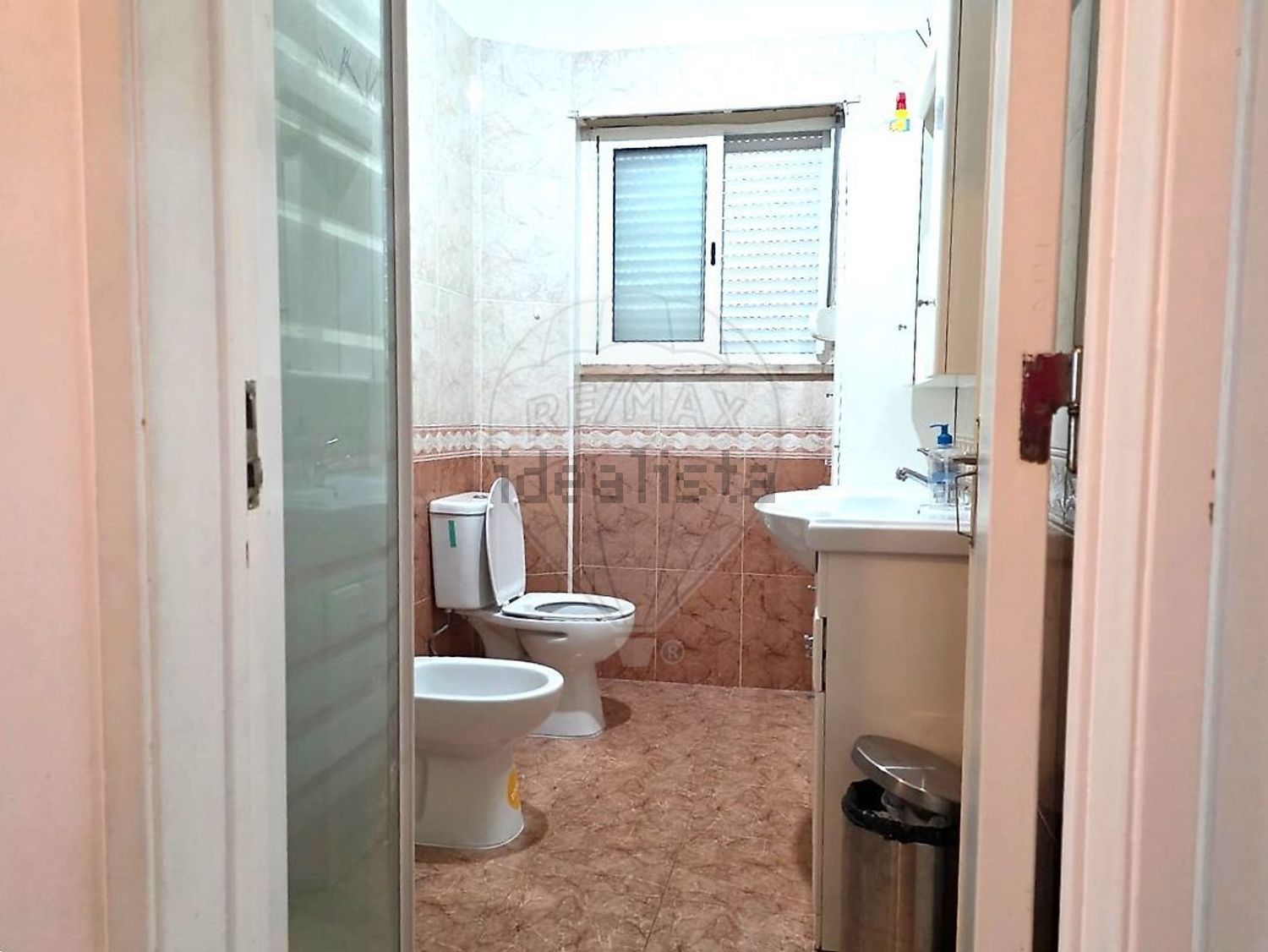 公寓 t3出售在Rua das Camélias - 卫生间