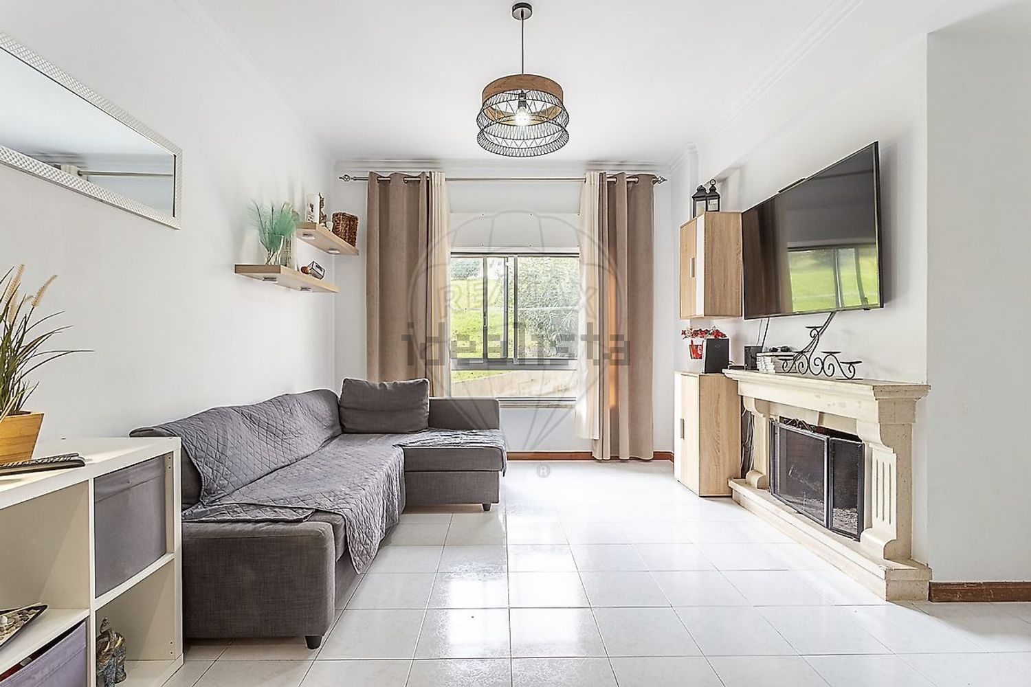 出租公寓 t2在Praça Arquimedes Silva Santos - 客厅