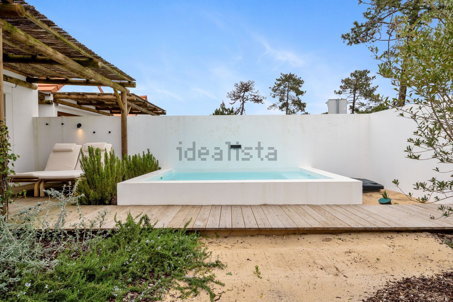 双拼别墅出售在Rua da Eira, 1 - 外立面