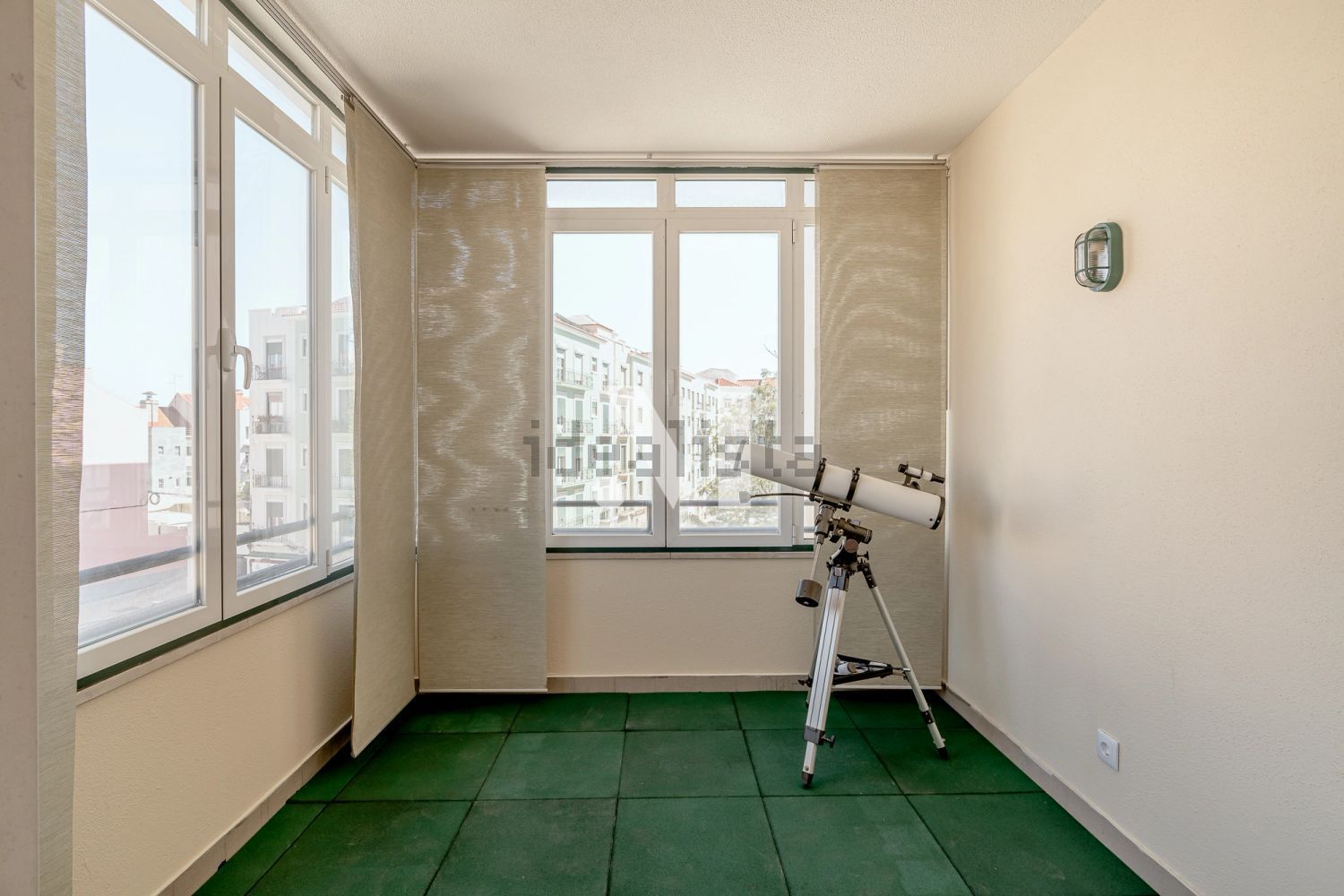 出租公寓 t4在Rua da Penha de França s/n - 居住