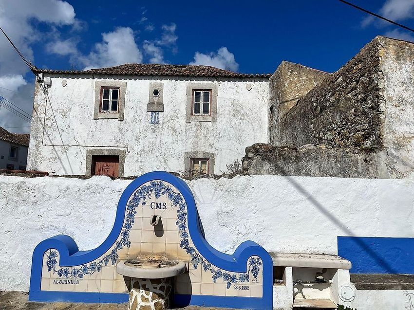 小楼房或独栋别墅出售在São João das Lampas e Terrugem