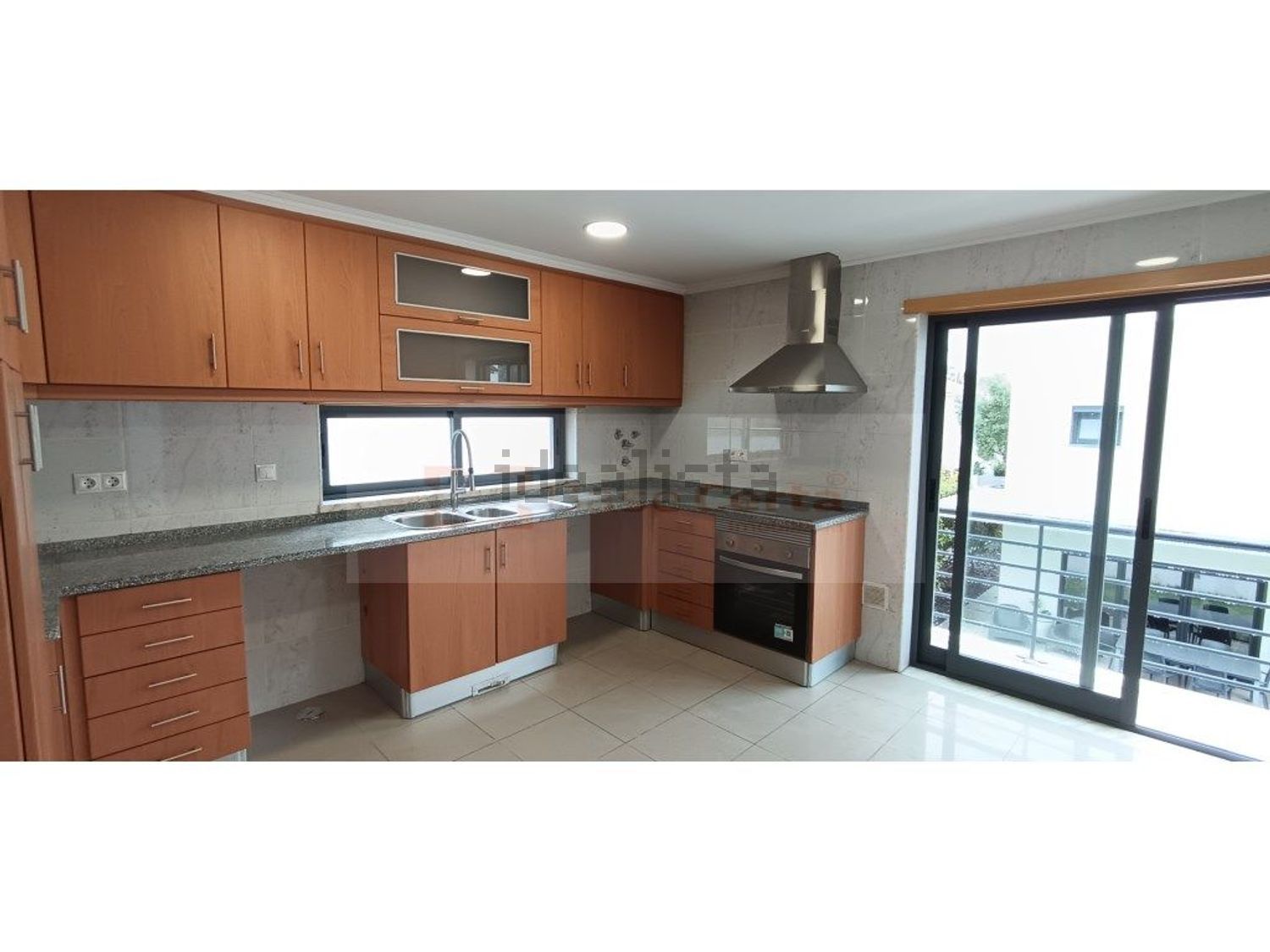 小楼房或独栋别墅出售在Rua Ferreira Soares - 厨房