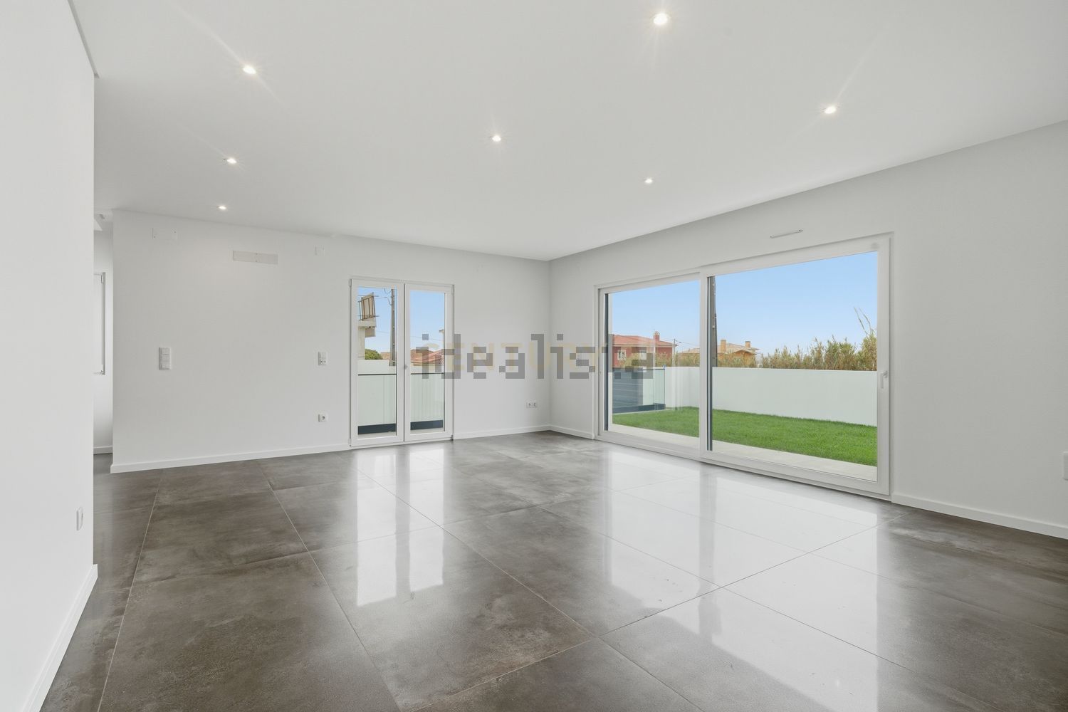 小楼房或独栋别墅出售在Rua das Portelinhas, 4 - 居住