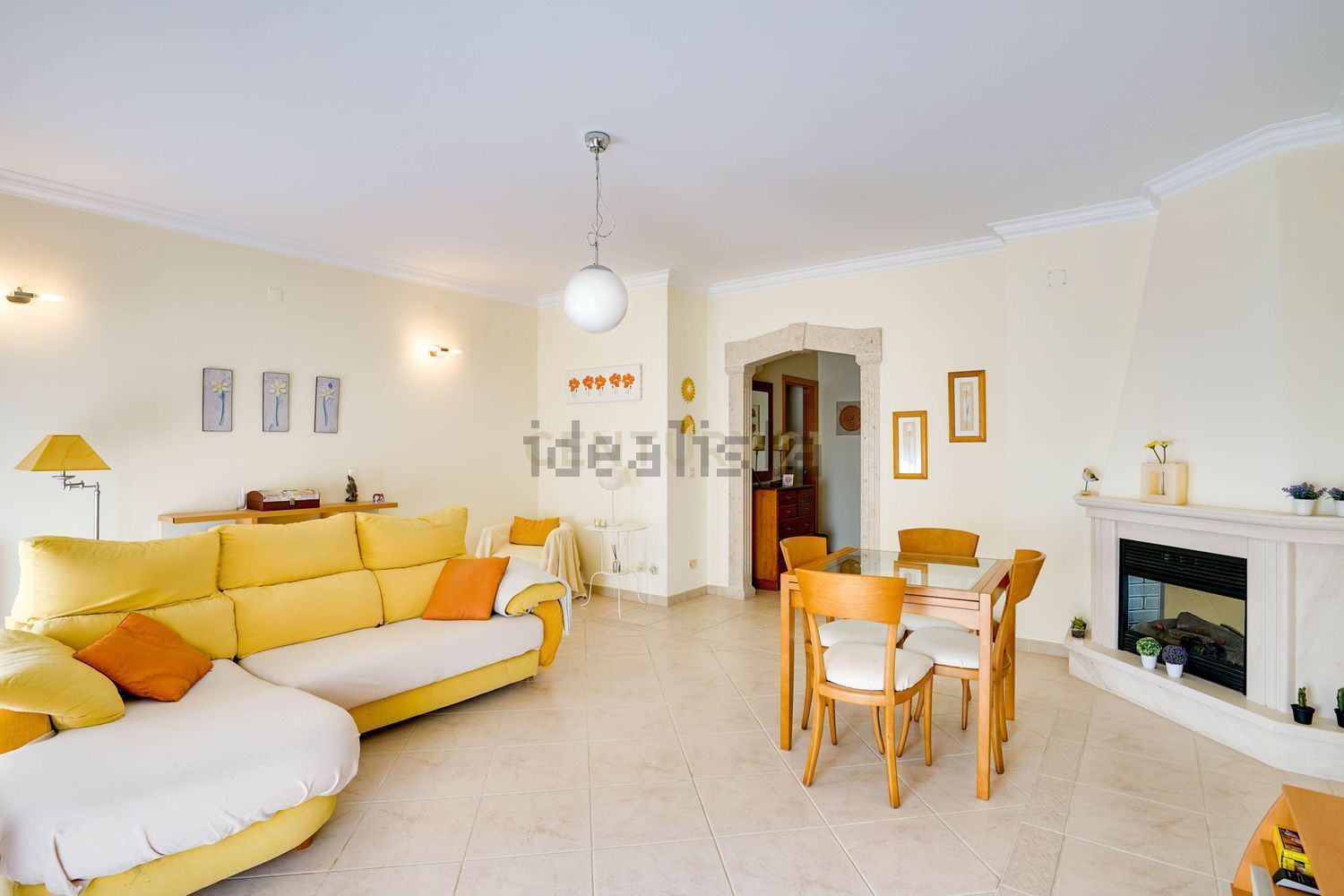 公寓 t3出售在Rua das Forças Armadas - 客厅