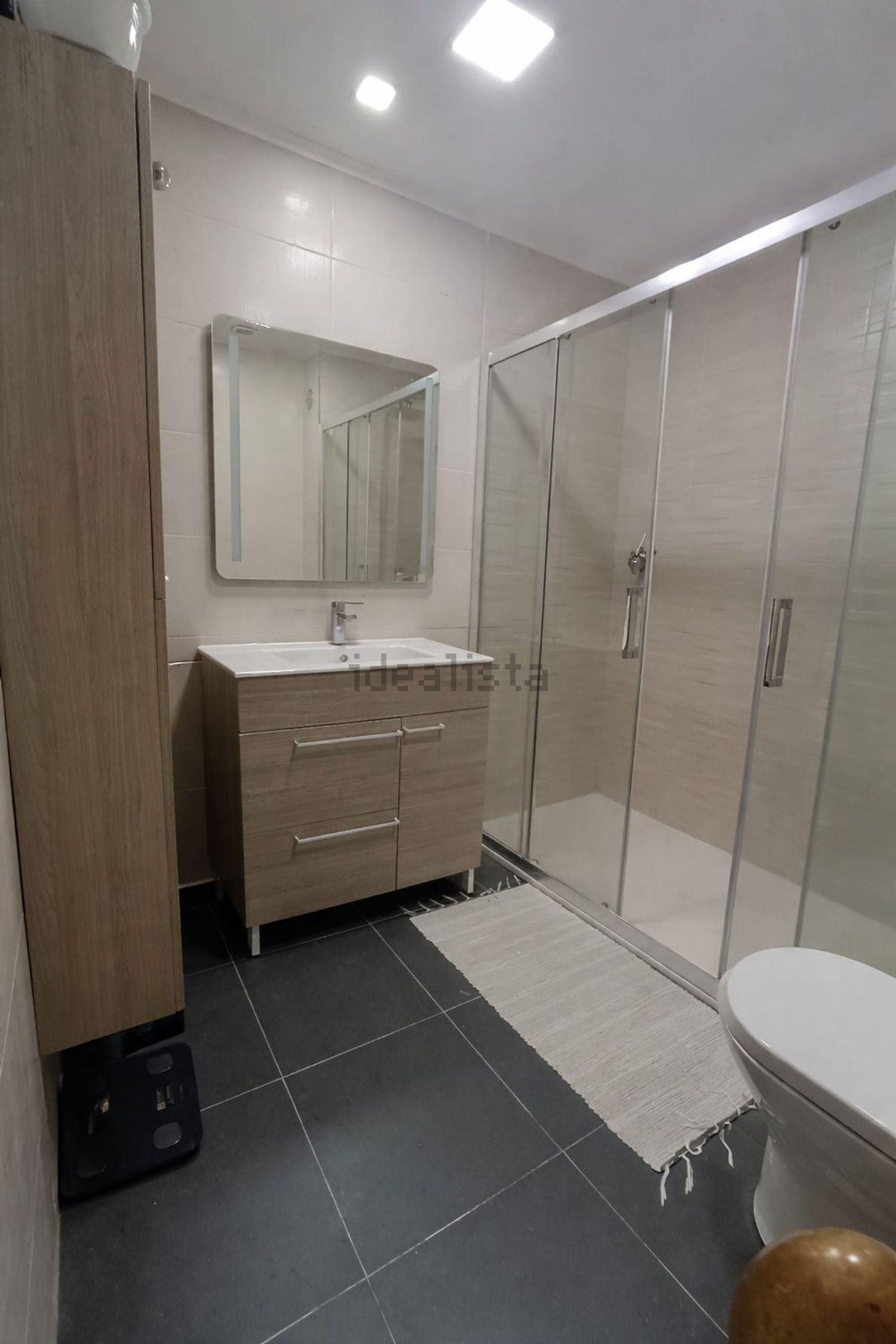 出租房间在Rua José Manuel Cerqueira Afonso dos Santos, 6 - 卫生间