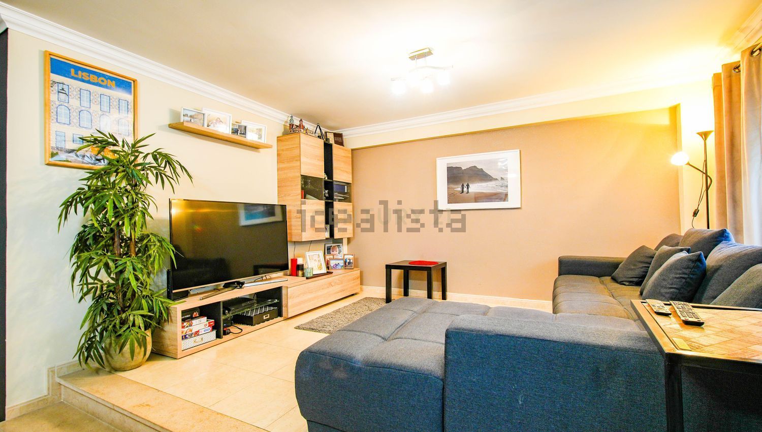 公寓 t3出售在Rua Rafael Bordalo Pinheiro, 18 - 客厅