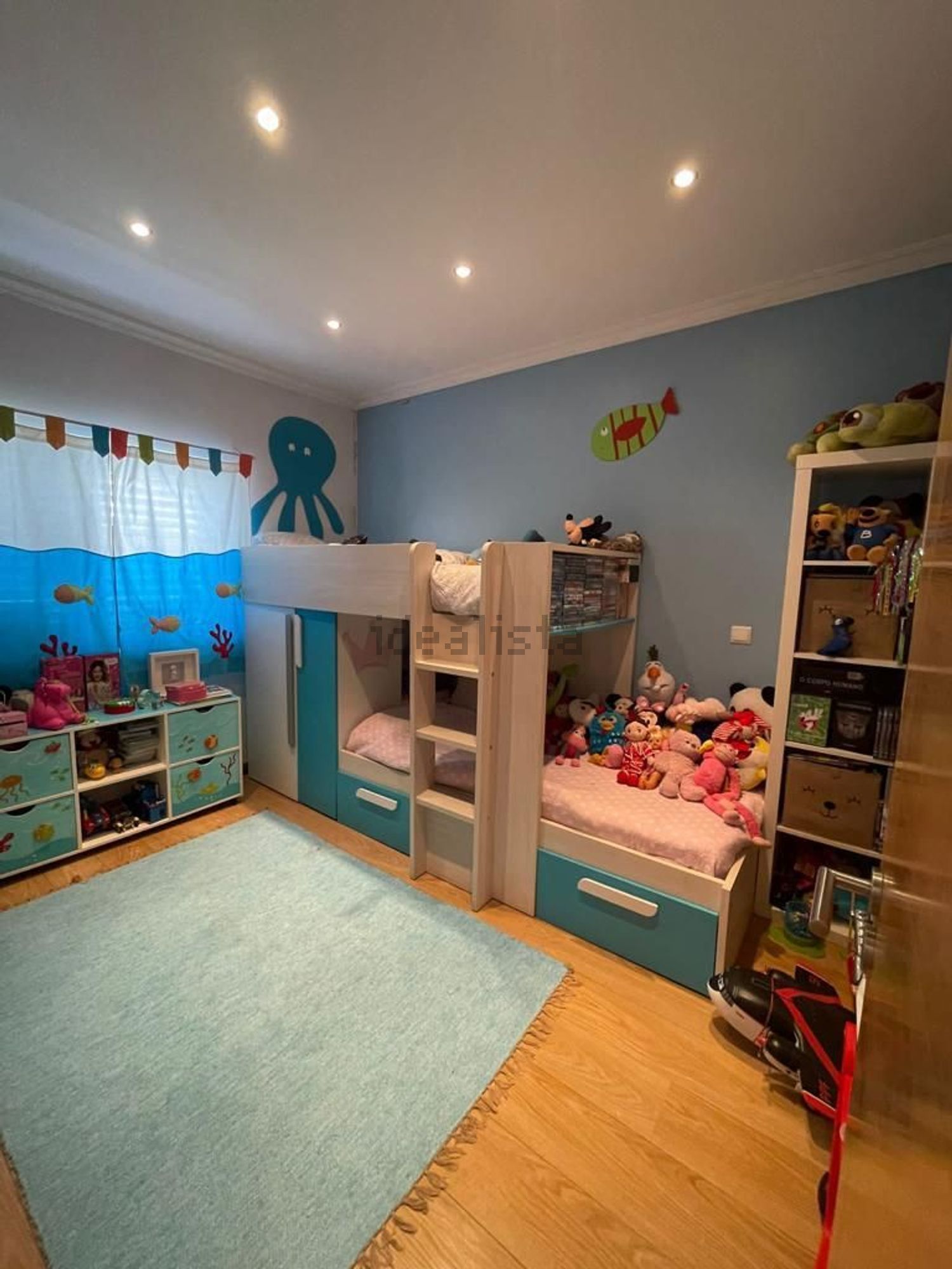 小楼房或独栋别墅出售在Porto Salvo - 卧室