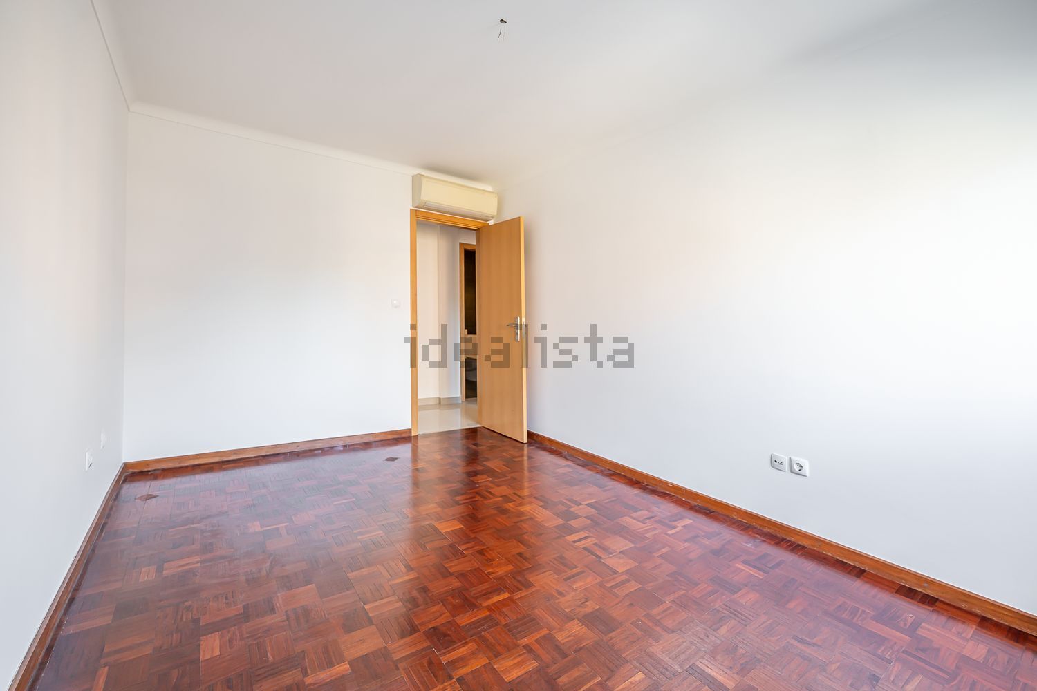 出租公寓 t2在Avenida Doutor Alfredo Bensaúde - 卧室