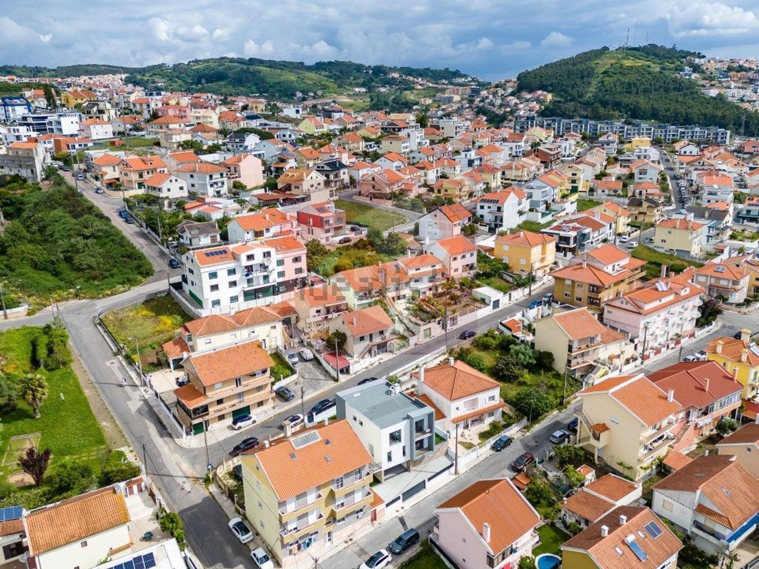 小楼房或独栋别墅出售在Pontinha e Famões - 视线