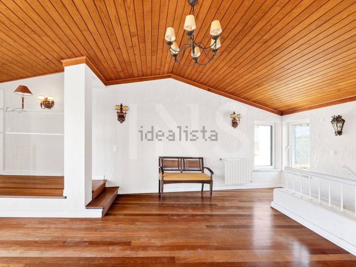 小楼房或独栋别墅出售在Rua do Beco - 客厅