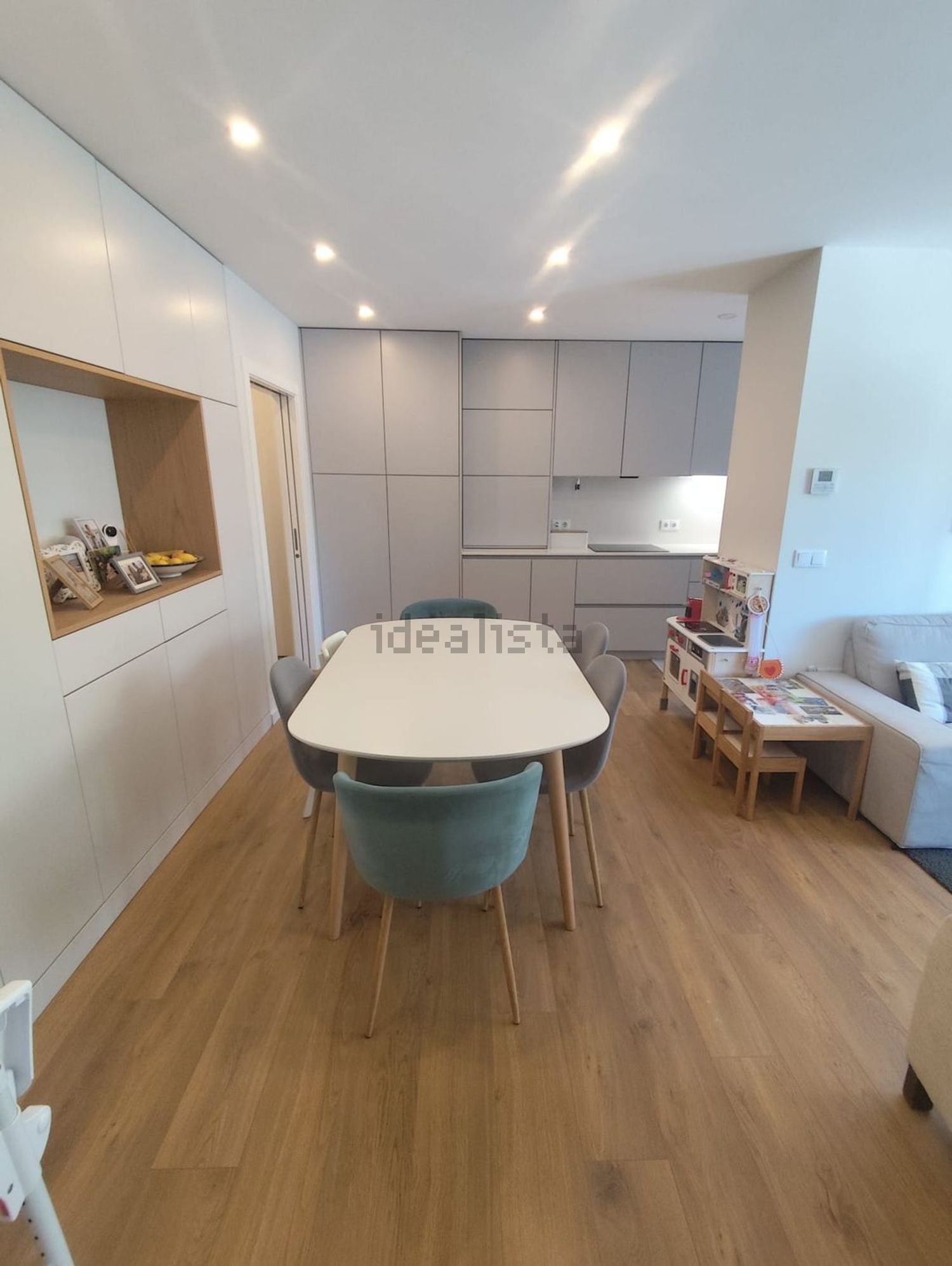 公寓 t3出售在Rua Cidade de Bolama, 381 - 照片