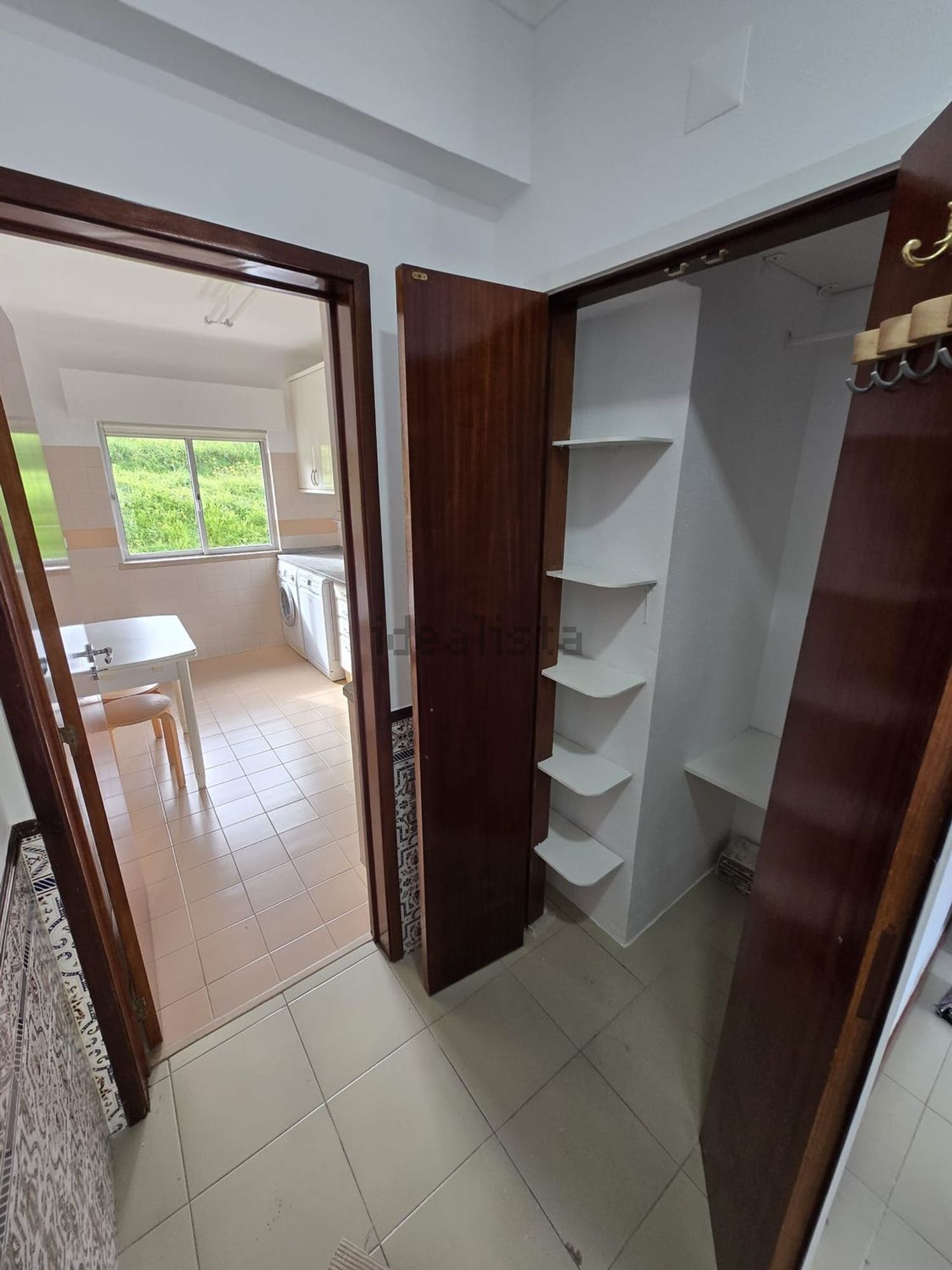 出租公寓 t2在Rua Doutor Abel Varzim, 7 - 试衣间