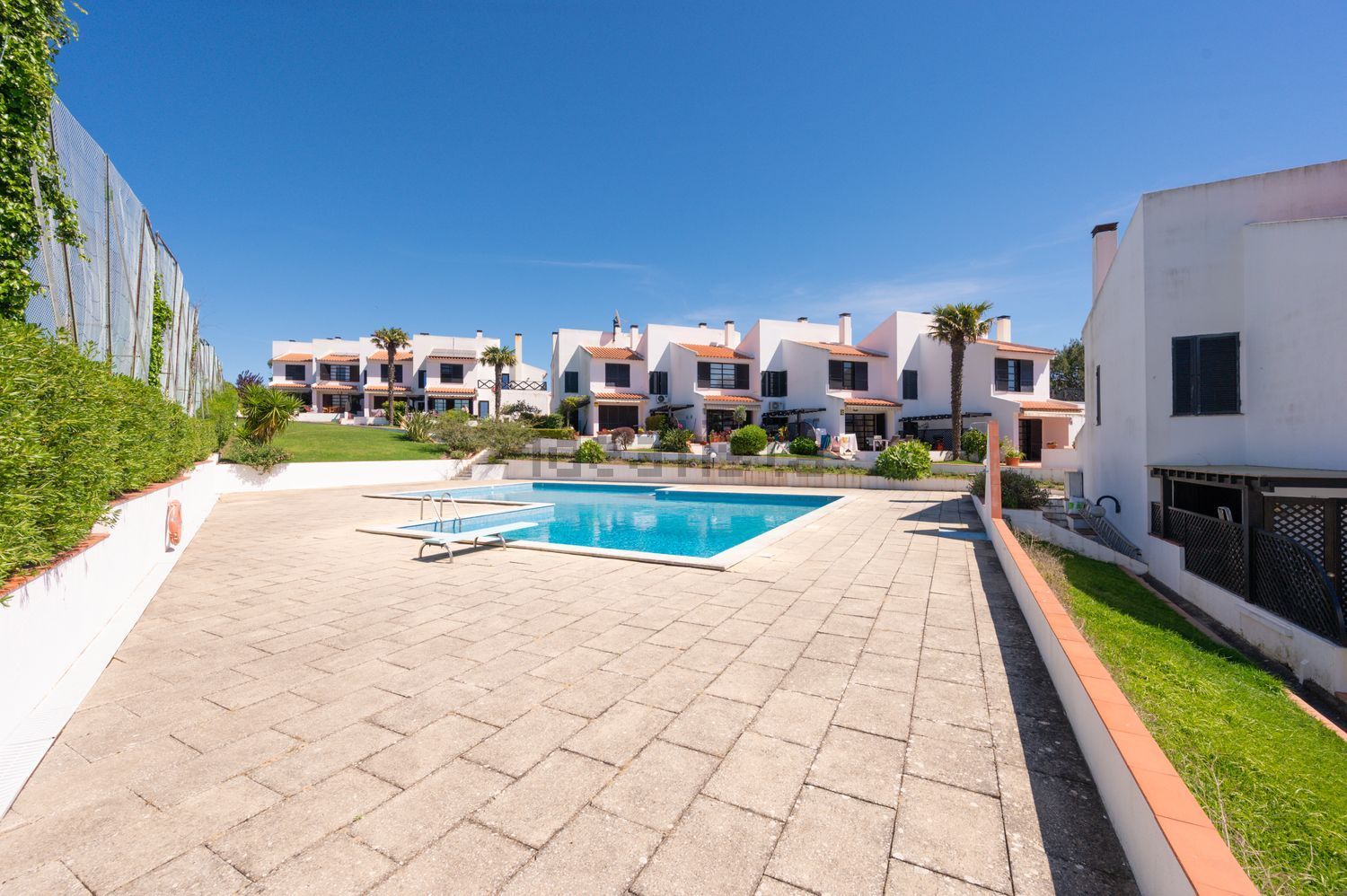 出租双拼别墅在Rua Ribatejo, 42 - 游泳池