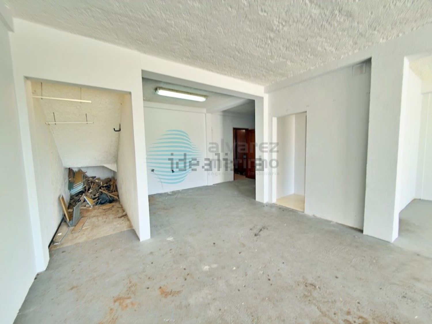 小楼房或独栋别墅出售在Rua 1° de Maio, 3 - 居住