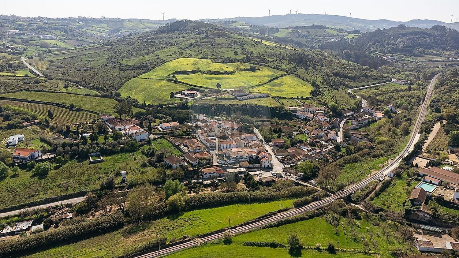 小楼房或独栋别墅出售在Rua Doutor Hermínio Dom Ferreira - 视线