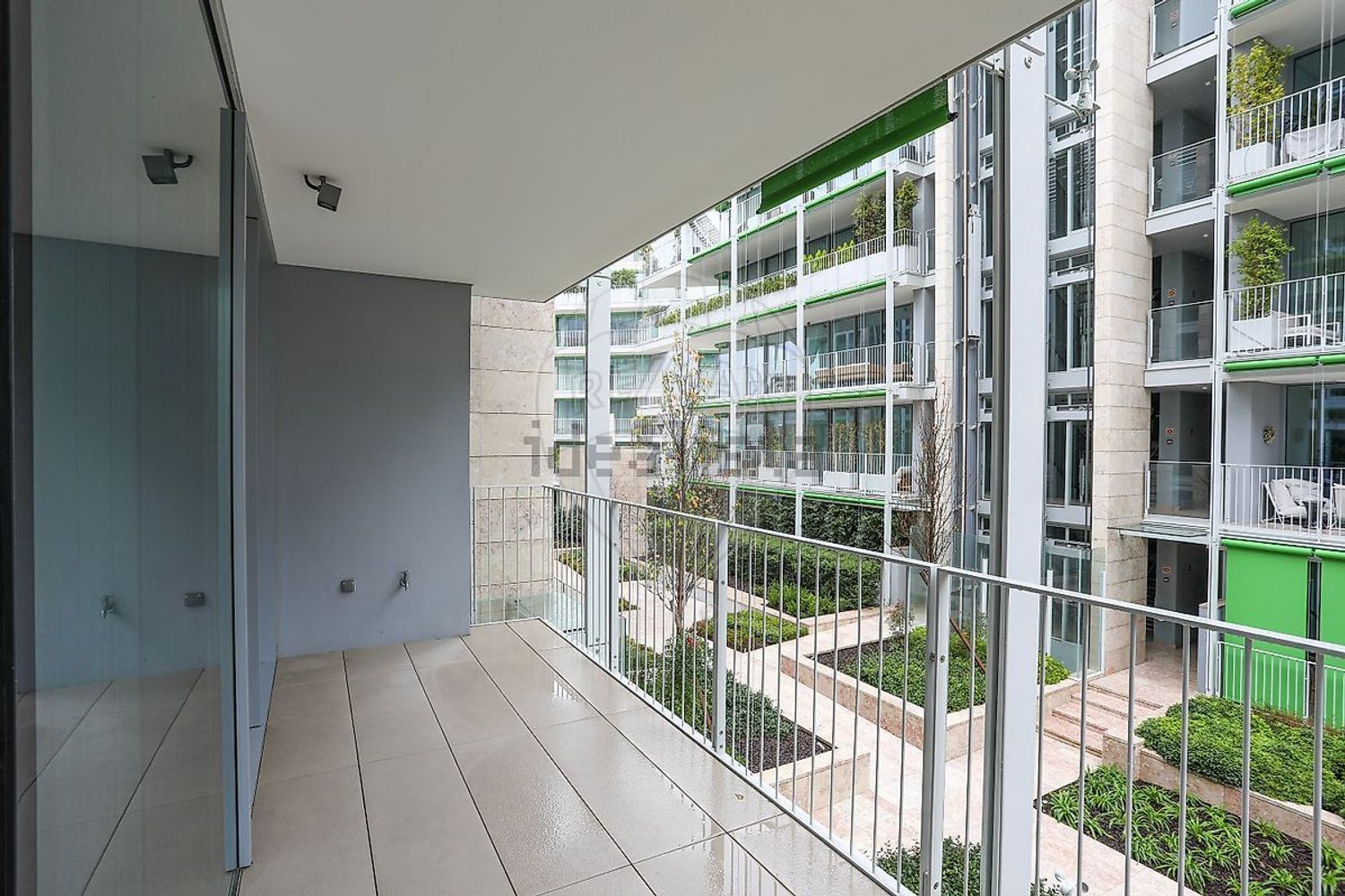 出租公寓 t2在Rua Fernando Palha - 阳台