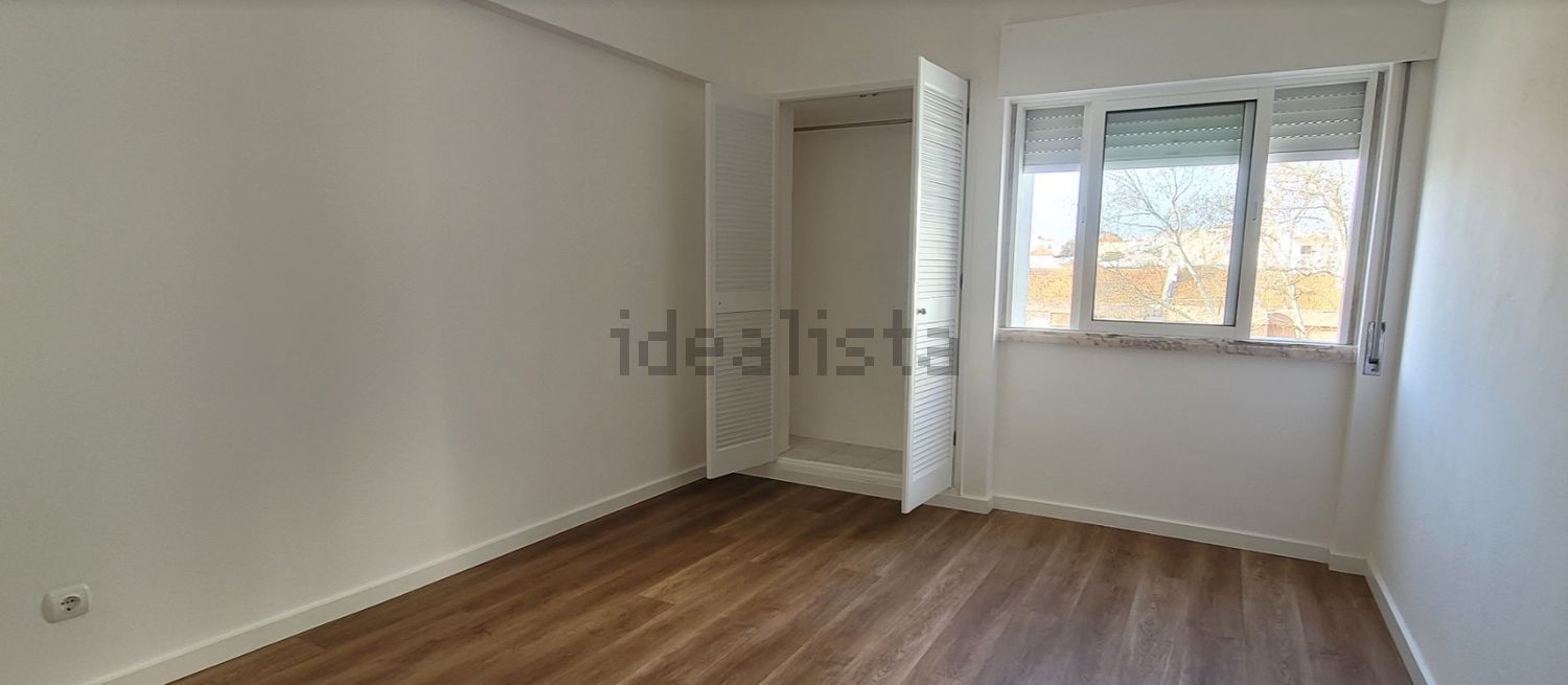 出租公寓 t2在Rua da Cidade de Lisboa, 10 - 卧室