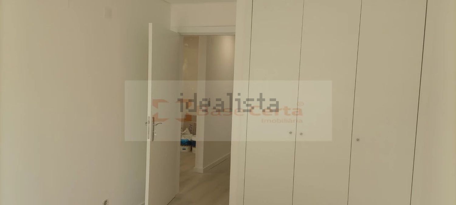 公寓 t3出售在Rua Melo Antunes s/n - 试衣间