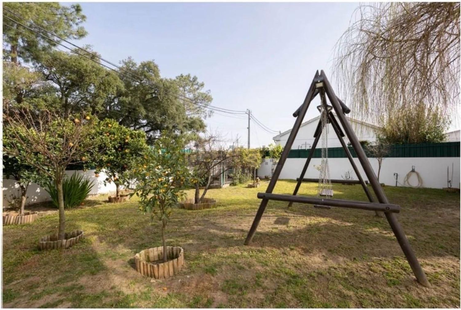 小楼房或独栋别墅出售在Lagoinha - Vale de Touros - 花园