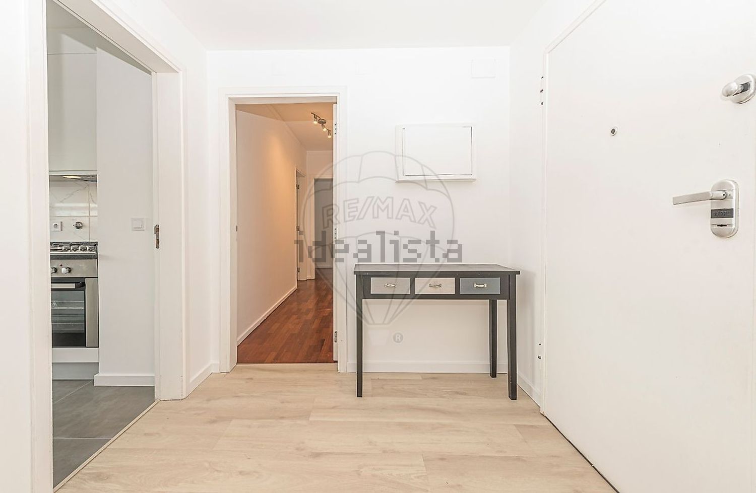 出租公寓 t2在Rua Álvaro Benamor - 过道